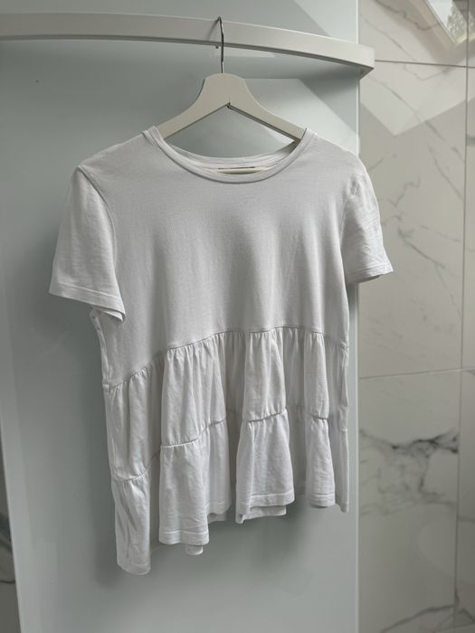 Biała koszulka z falbankami damska