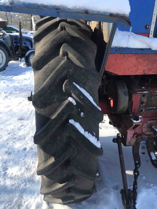 Пара коліс у зборі. Юмз, Т 40.