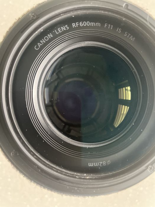 CANON RF 600mm F11 IS STM