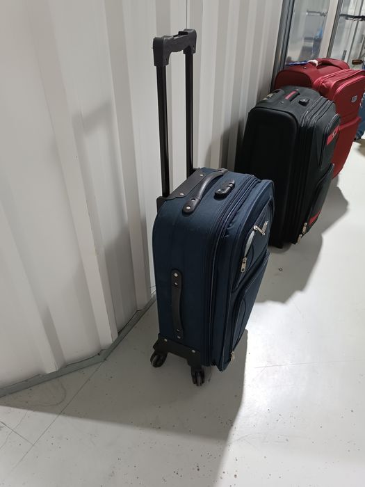 Malas de viagem grande e média