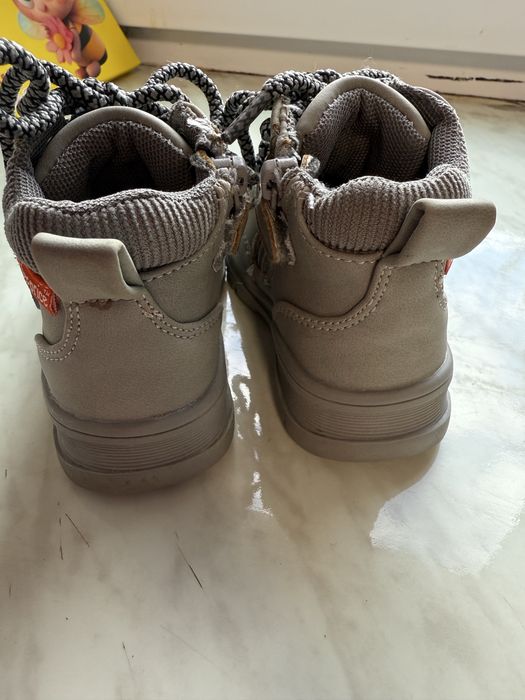 Осінні ботинки Fisher Price , розмір 20