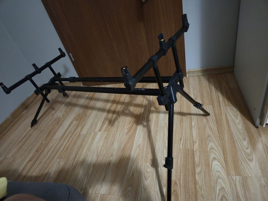 Rod pod 3 wędki Anaconda