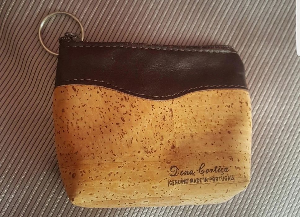 Porta moedas de cortiça novo