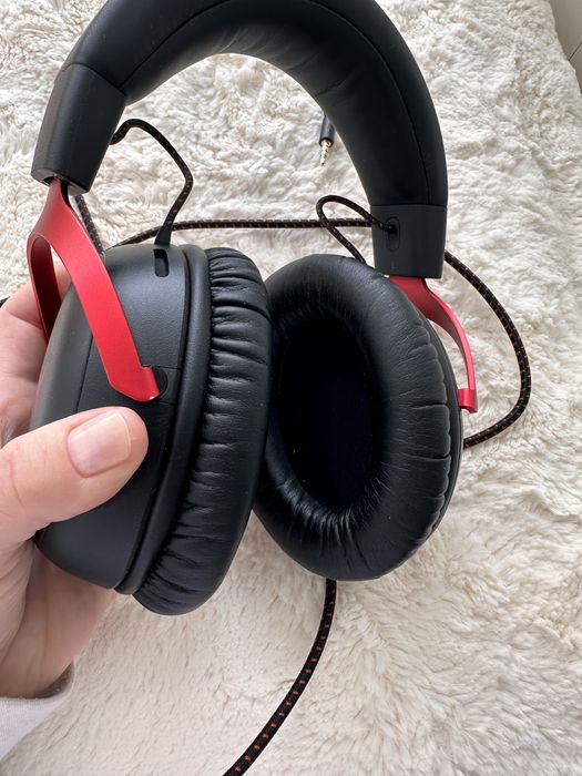 Навушники HyperX Cloud III