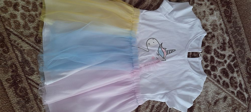 2 Плаття для дівчинки