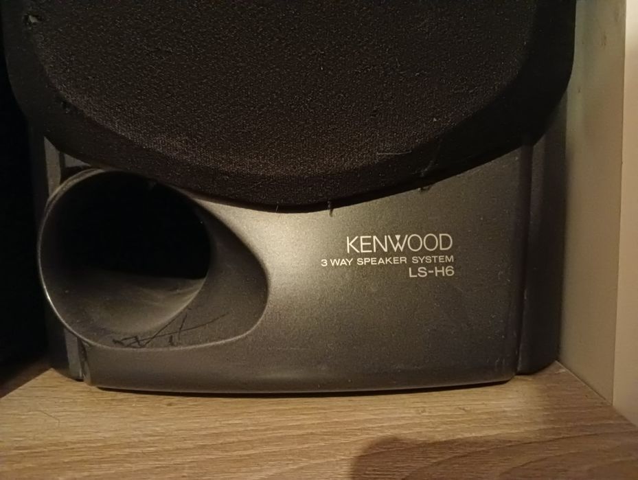 Wieża Kenwood 4 segmenty i 2 kolumny