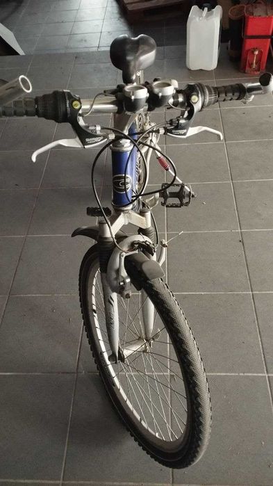 Bicicleta Cyco shimano V-Break dupla suspenção R24