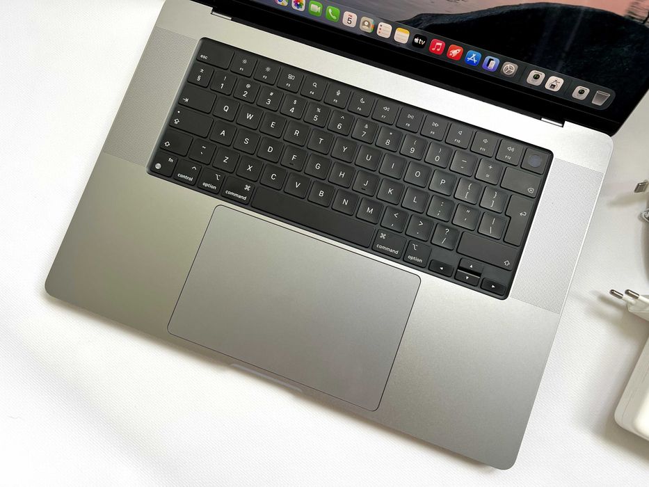MacBook Pro 16 2021 M1 Pro MAX (10CPU/24GPU) 32GB 512 SSD A2485 Space Grey