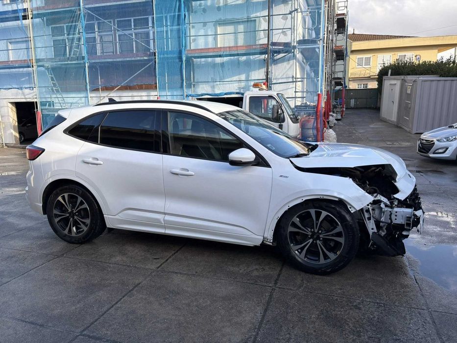 FORD KUGA 1.5 Ecoboost ST-LINE Gasolina