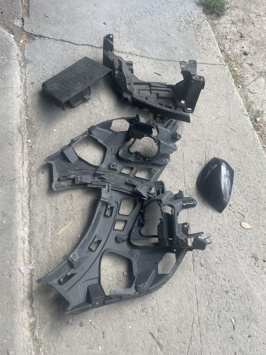 Бампер меган 3 універсал