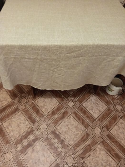 Скатертини ,льон