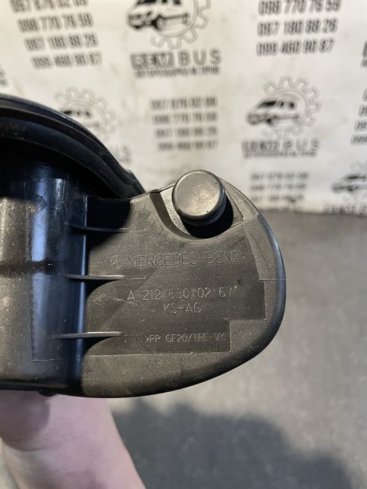 Лючок паливного бака, кришка бензобаку MB w212