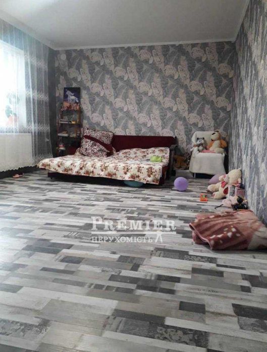 Продам 2-поверховий будинок в Корсунцях