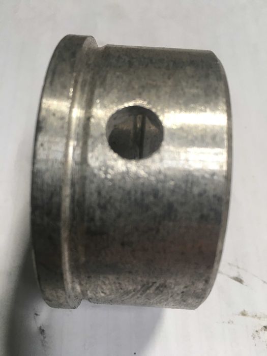 Tulejka rozrządu przednia MTZ , Belarus oryginał