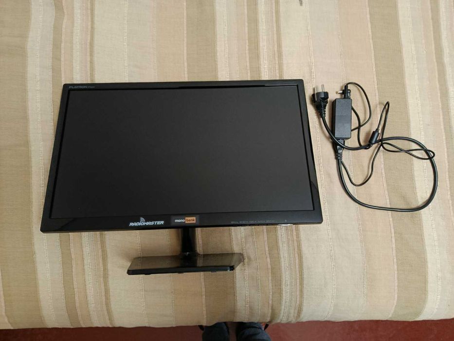 Монітор LG Flatron IPS234T-PN