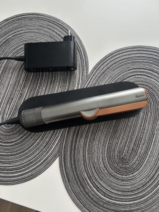 Оригинал Dyson Airstrait