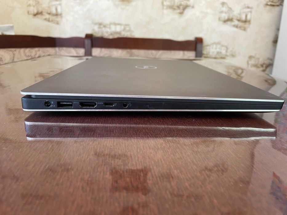 Ноутбук 15" FHD Dell Precision 5540 (i9-9980H/16Gb/SSD 256Gb/Quadro T2000)