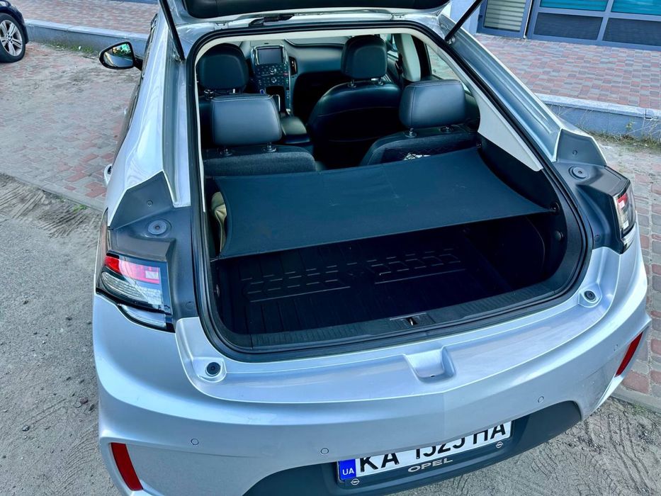 Opel Ampera 2012 1.4 Hybrid, гібрид