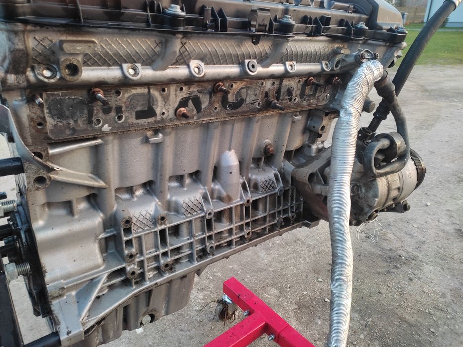 Silnik m54b22 2.2 BMW E60 słupek