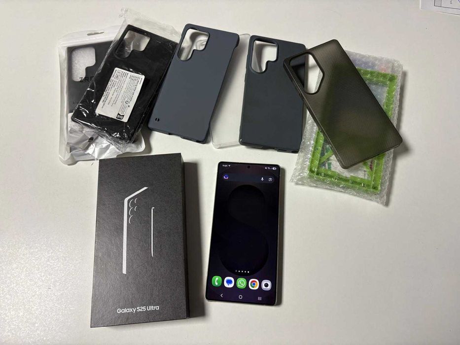 Samsung Galaxy S25 Ultra com Fatura / Garantia + Extras