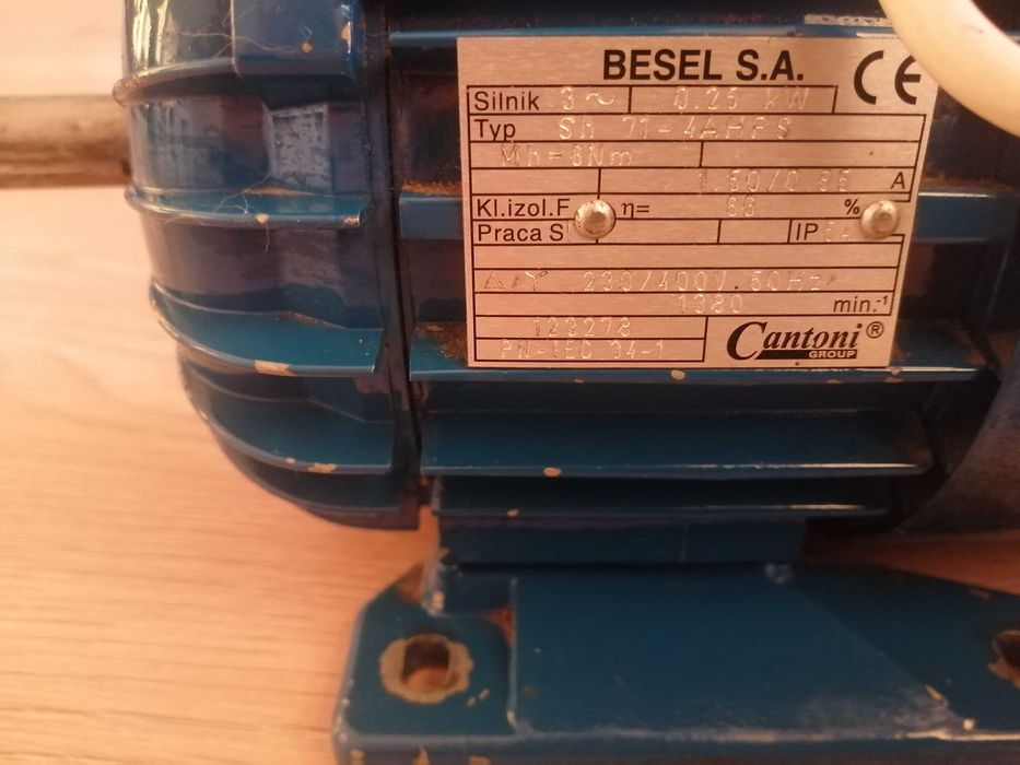 Silnik z hamulcem 250w 1380obr