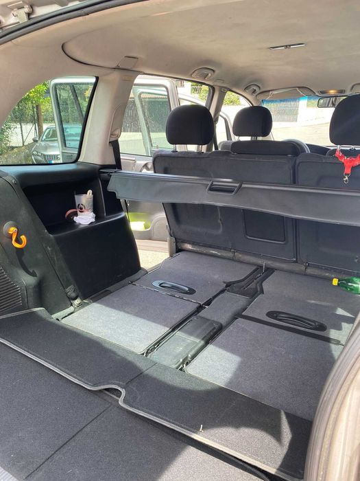 Opel Zafira 2.2 tdi 7 lugares