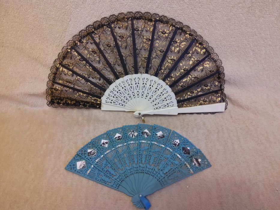 Веера складные разные