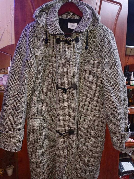 Полупальто жіноче демісезонне р. 20