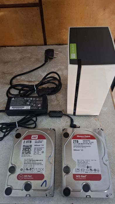 Qnap serwer NAS Pamięć masowa TS-228 2x2TB WD RED