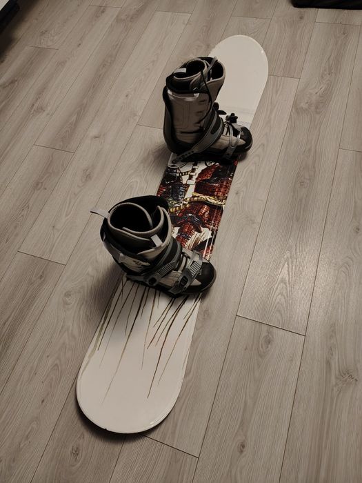 Deska snowboardowa 150, wiązania i buty 44, komplet