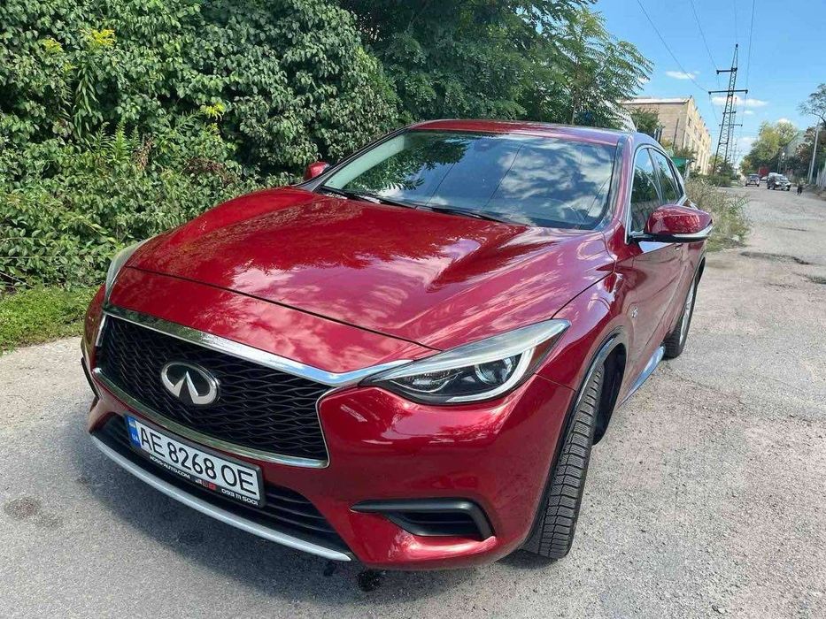 Инфинити QX30 2018