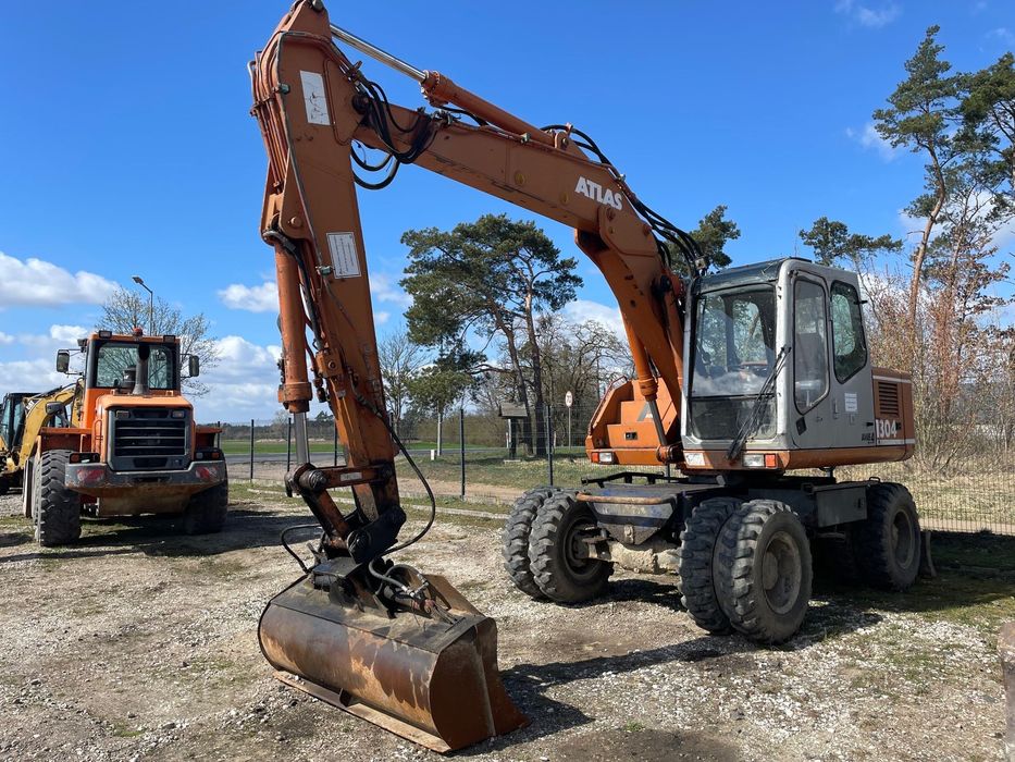 Atlas 1304  Dobry stan, łyżki!