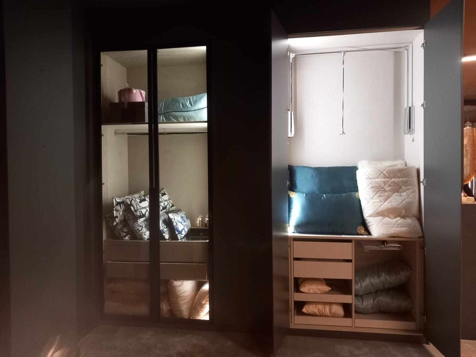 Mobiliário de cozinha, sala e quarto