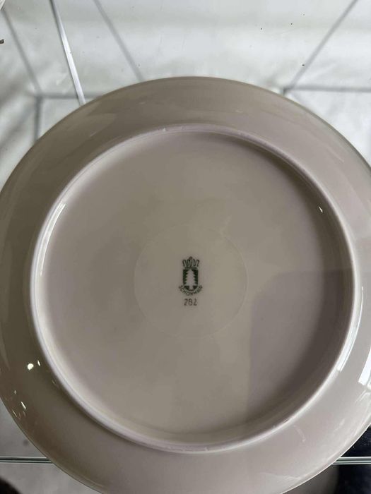 Komoda - komplet porcelany roznej