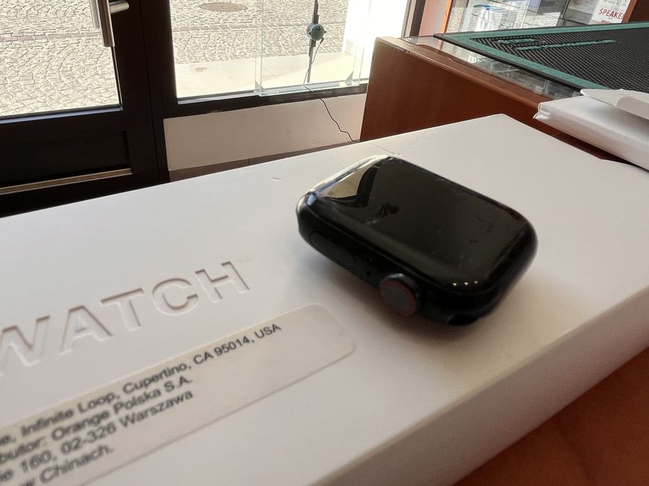 Apple watch 8 41mm wifi+cellular