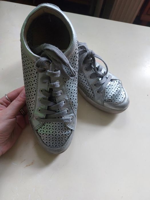 Guess buty/trampki rozmiar 37