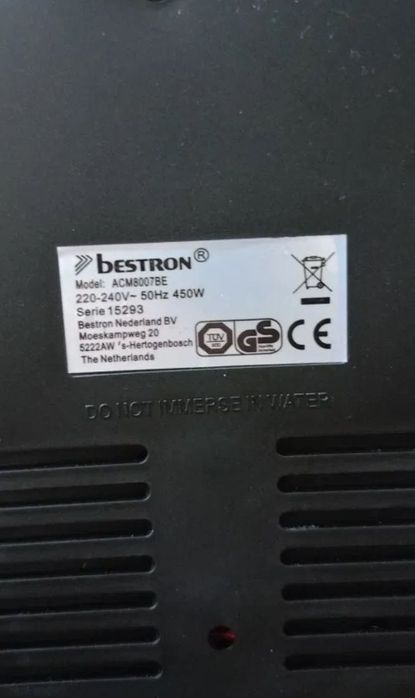 Крапельна кавоварка Bestron ACM8007BE