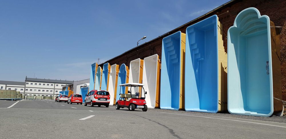 Basen ogrodowy poliestrowy z laminatu 9,3x3,25x1,55 pakiet START