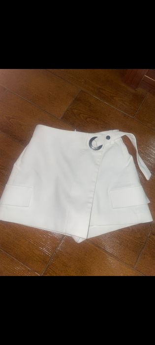 Calções brancos senhora