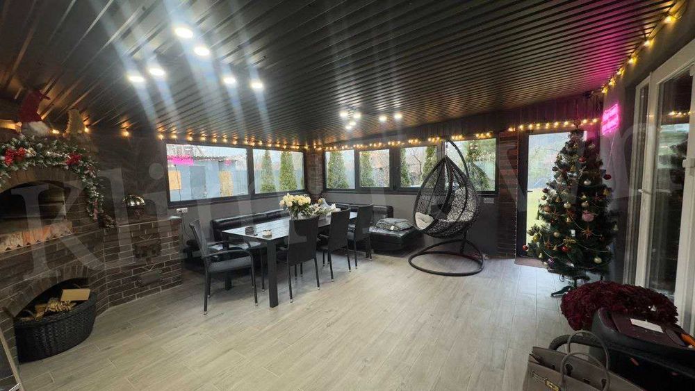 Оренда атмосферного котеджу з чаном у м. Переяславі