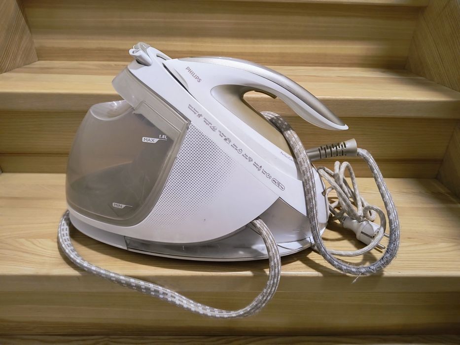 Stacja parowa Philips GC9640 nowa płyta