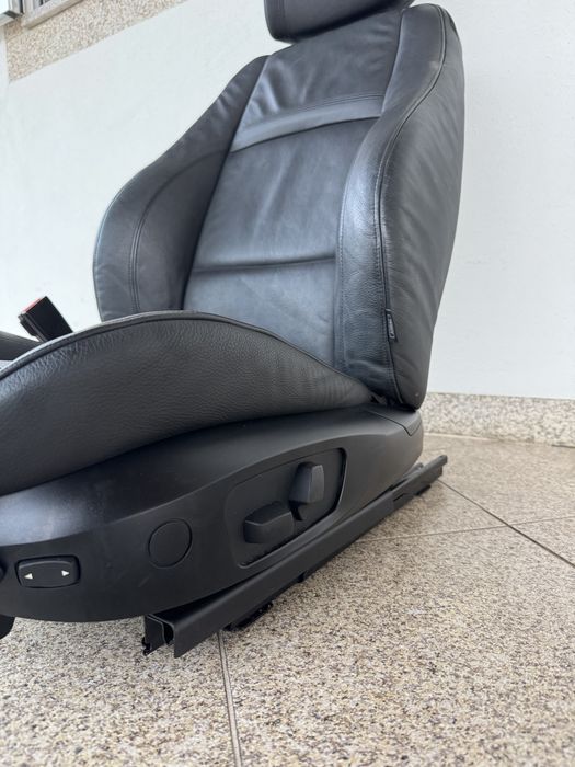 Conjunto de Bancos Pack M  BMW E92 – Pele Preta / Aquecidos / Elétricos