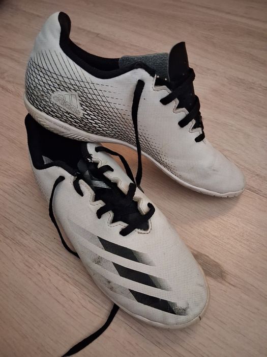 Halówki turfy Adidas 38