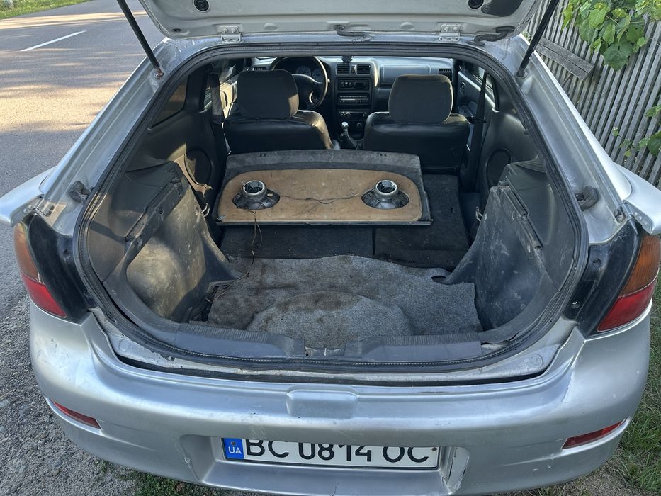 Mazda 323 мазда газ/бензин хетчбек