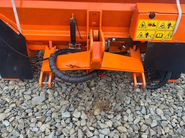 Posypywarka samozaładowcza HZS-10 Pronar