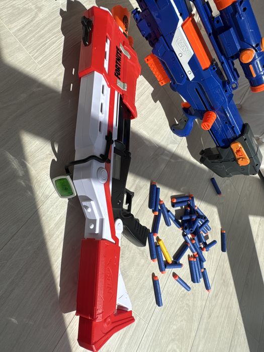 Nerf   бластери