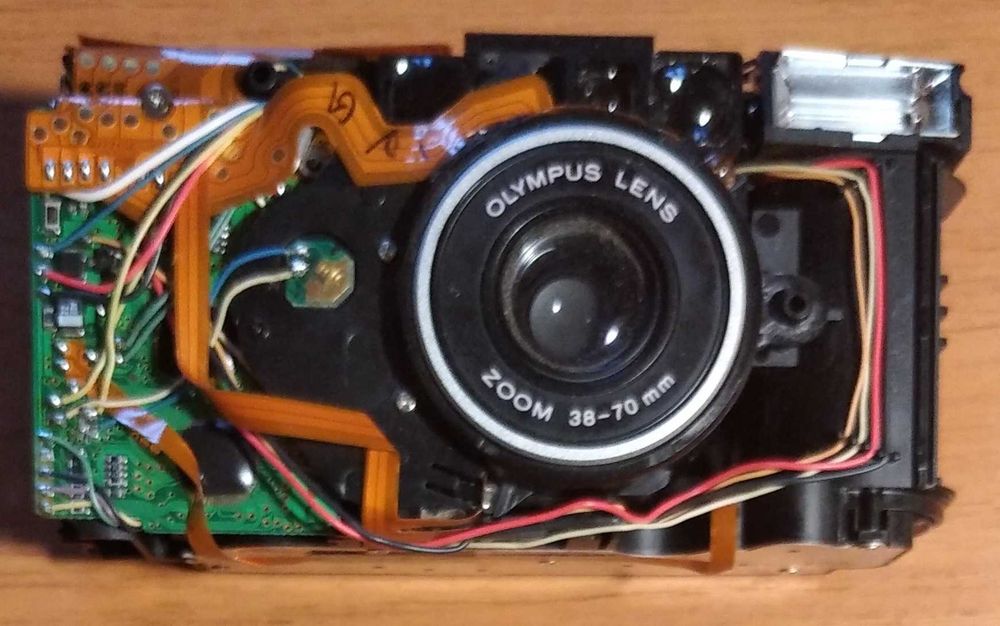 Olympus Superzoom 70G