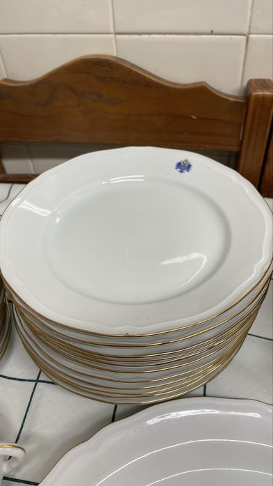 Loiça Fine Porcelain Royal Kent