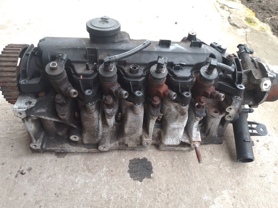 ГБЦ Головка блоку циліндрів Renault Dokker 1.5 DCI 110421615R euro5