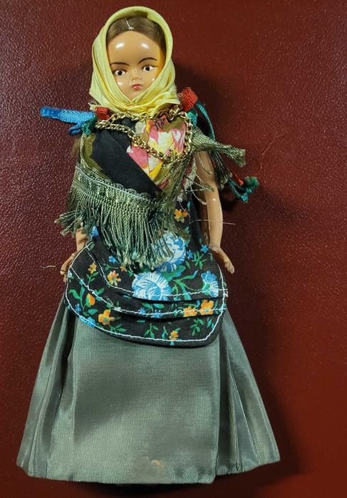 Bonecas de porcelana